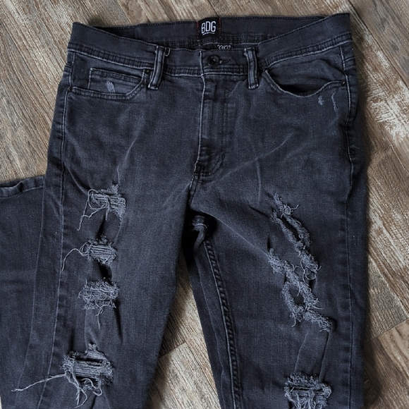 BDG Men's Charcoal Distressed Skinny Stretch Jeans Sz. 33 x 32 - Picture 1 of 6